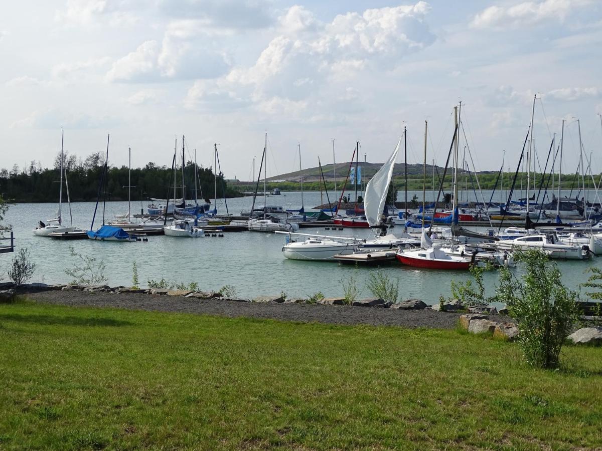 Feriendomizil Am Stoermthaler See, Lagovida, Leipziger Neuseenland, Grosspoesna, Privatstrand Ngoại thất bức ảnh